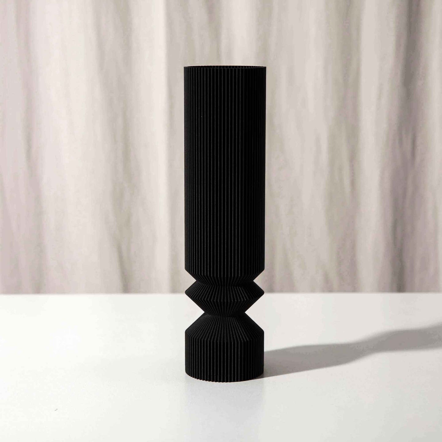 Vase B • in schwarz