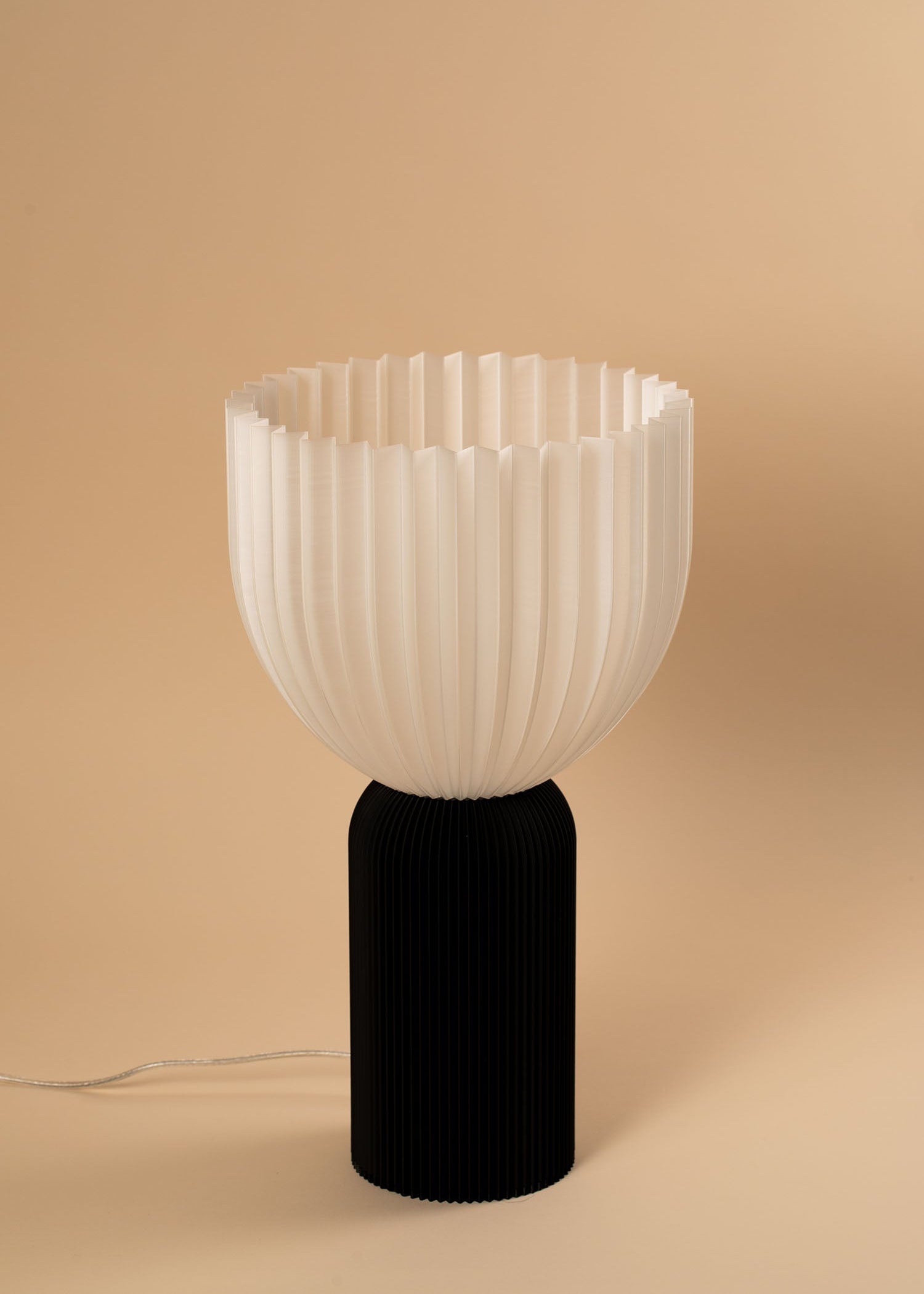 Lamp C • bold black x transparent XL