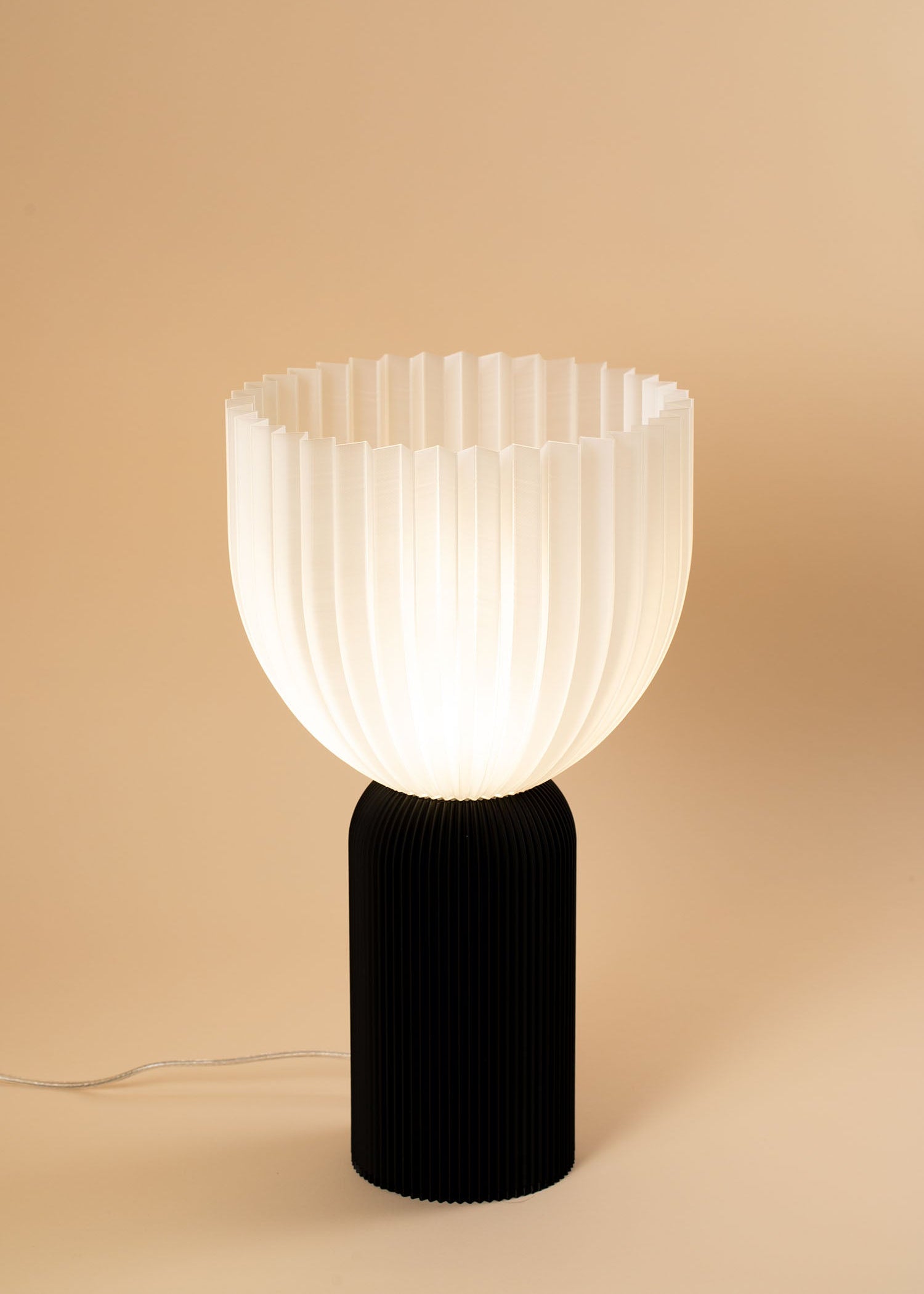 Lamp C • bold black x transparent XL