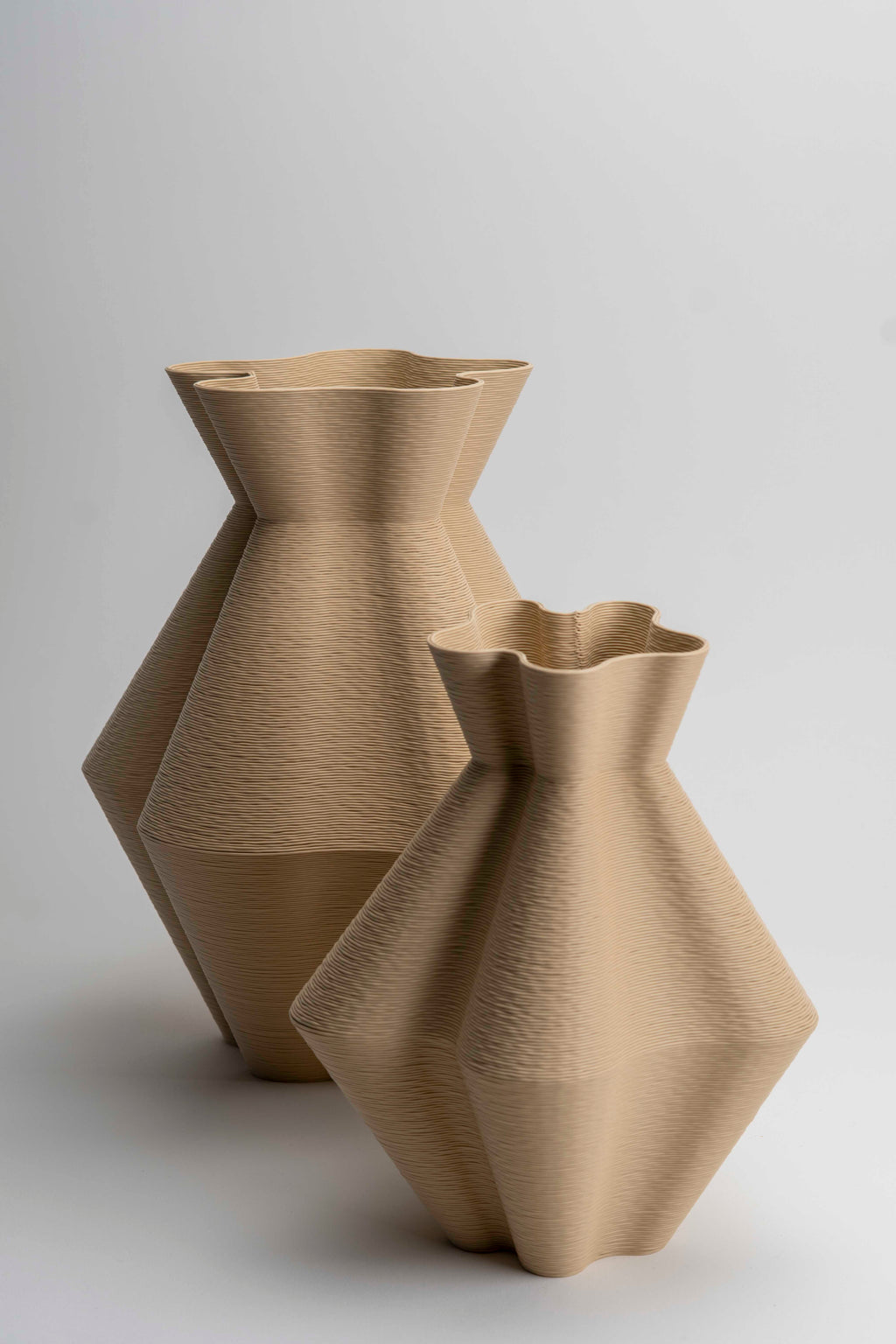 Creamy Vase • cream