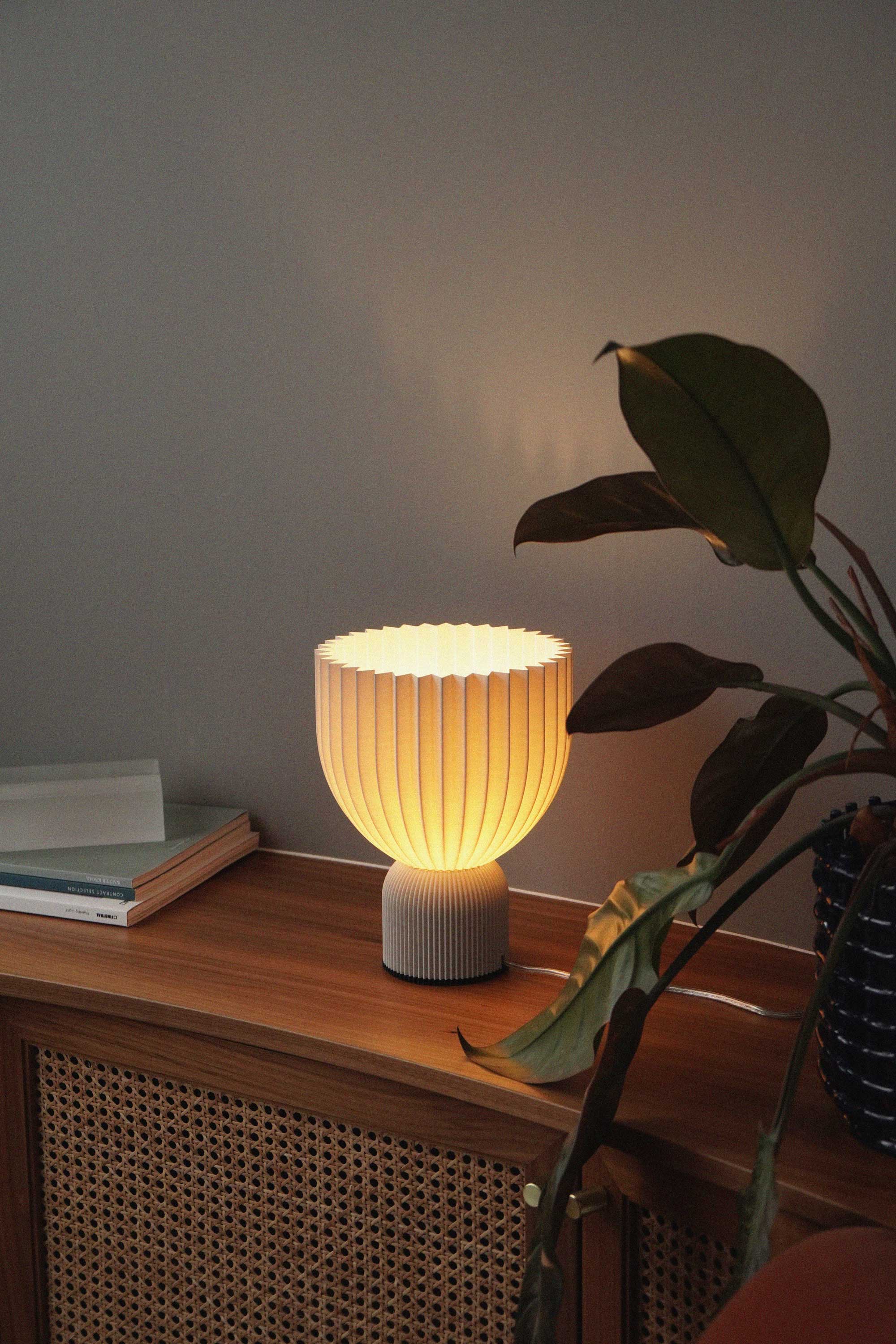 Lamp Ë • sand grey x schneeweiß