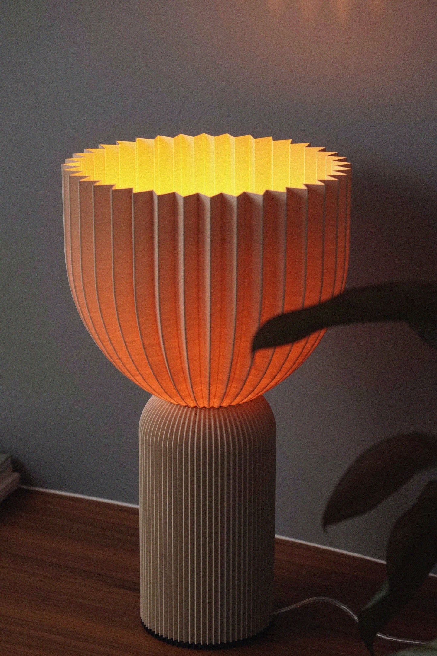 Lamp C • tulip orange XL