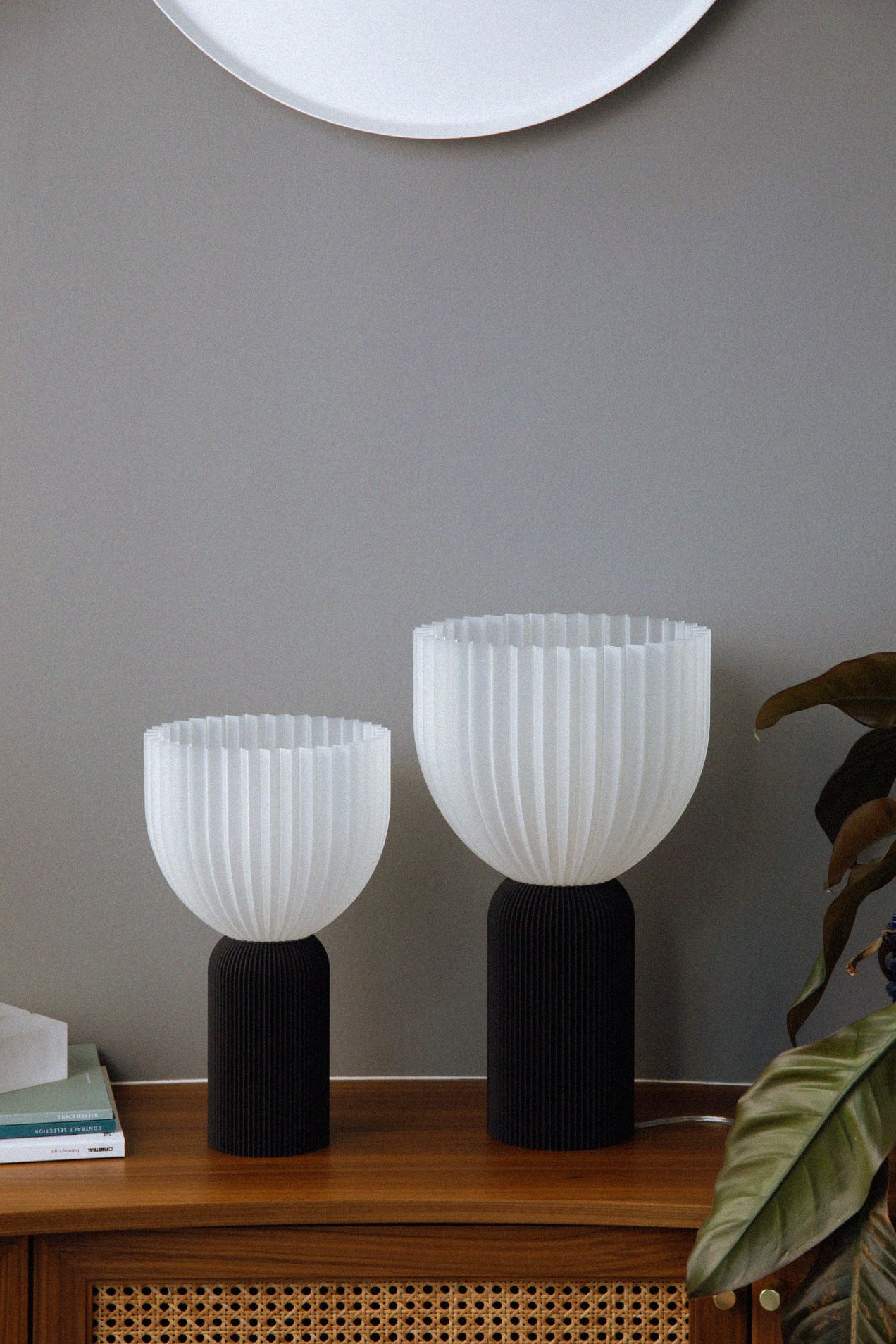 Lamp C • bold black x transparent