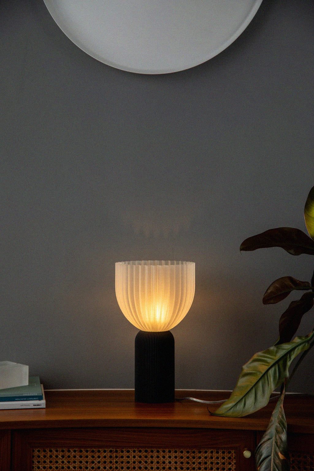 Lamp C • bold black x transparent