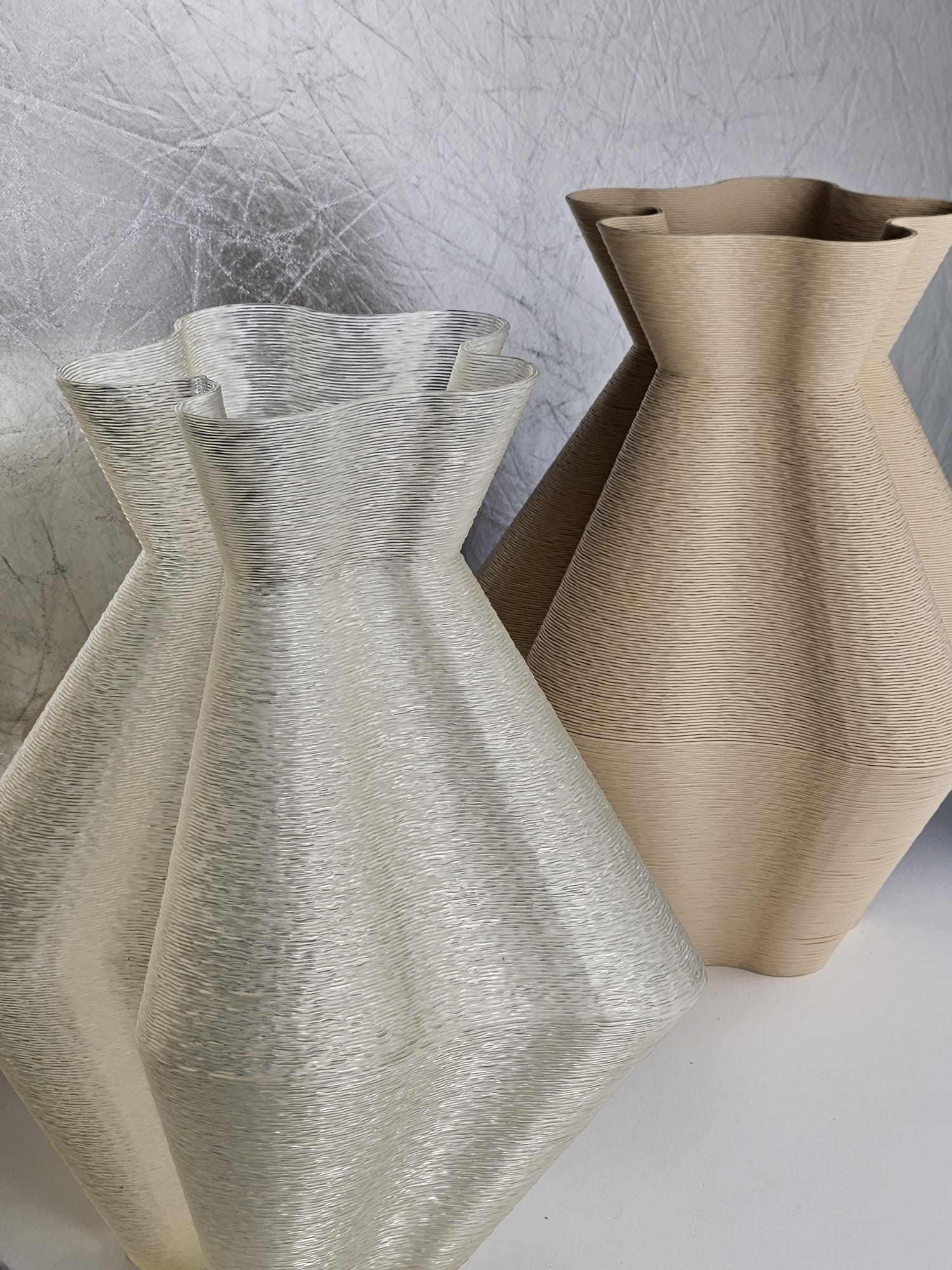 Creamy Vase • frost