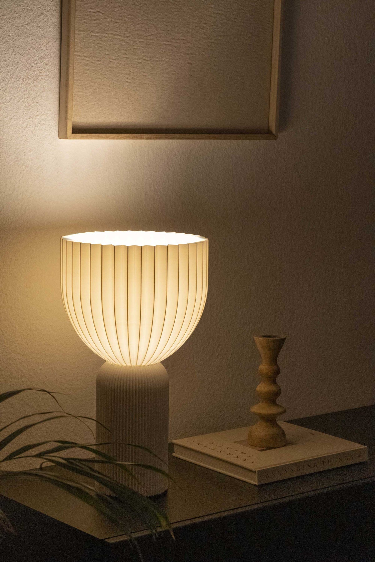 Weiße Tischlampe pema factory Lamp C_atmosphere_licht