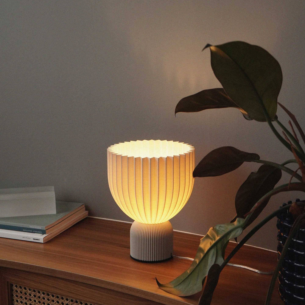 pema Lamp Ë • sand grau x schneeweiß